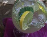 A picture of step 3 of Lemon Soda.