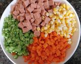 Hình bước làm 1 của món Cơm chiên dương châu chay