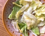 Hình bước làm 3 của món Salad Thịt Băm Rang Tương Cà