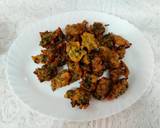 Spenich onion potato pakory recipe step 2 photo