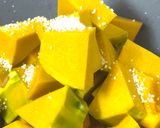 Hình bước làm 2 của món Món canh bí đỏ nấu tôm eatclean