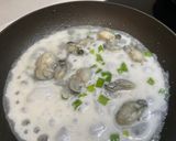 A picture of step 4 of Taiwanese Oyster Omelet.