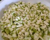 Foto del paso 1 de la receta: Pisto de calabacín y cebolla