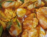 Gambar langkah 4 resipi Ayam Masak Asam Pedas.