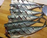 รูปขั้นตอนการทำที่ 1 ของ ปลาซาบะย่างซีอิ๊ว