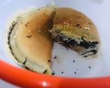 Foto langkah ke 6 dari resep Martabak Manis Teflon Coklat Keju ala ala Anak Rantau.