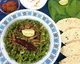 A picture of step 6 of Lasuni Palak Khichadi.