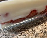 Foto del paso 2 de la receta: Gelatina Keto de Yogurt con fresas