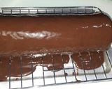 Foto langkah ke 5 dari resep Chocolate Swiss Roll.