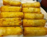 A picture of step 3 of Chicken Spring Rolls.