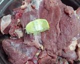 Foto langkah ke 1 dari resep Sate Kambing Sambal Kecap.