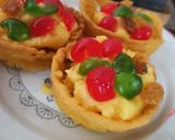 Foto langkah ke 4 dari resep Kue Sus Buah ala Bude Ati.