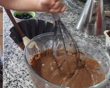Foto del paso 3 de la receta: Bizcocho de yogurt con algarroba