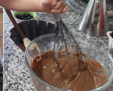 Foto del paso 3 de la receta: Bizcocho de yogurt con algarroba