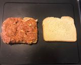 A picture of step 4 of Tuna Kimchi Sandwich 🥪.