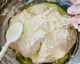 Hình bước làm 8 của món Bánh mì chua (sourdough) không cần định lượng chính xác, không bỏ đi bột cái, và không cần nhào bột