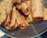 Foto langkah ke 5 dari resep Sate Dadar Gulung Sosis.