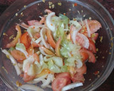 Foto del paso 2 de la receta: Ensalada mixta de papas con huevo duro y sardinas