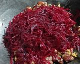 A picture of step 2 of Beetroot Vermicelli.