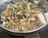 Foto del paso 3 de la receta: Tellinas salteadas con ron