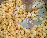 स्वीट पॅकेट (sweet packet recipe in marathi) रेसिपी स्टेप 1 फोटो 