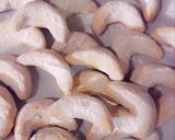 صورة لخطوة 2 من وصفة حلوة هليلات بالجبن 🥐🧀
