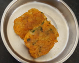 கேரட் ஹேஷ் பிரவுன்(Carrot Hash brown) ரெசிபி ஸ்டேப் 6 புகைப்படம்