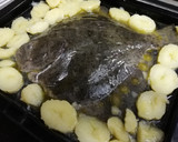 Foto del paso 3 de la receta: Rodaballo al horno con patatas