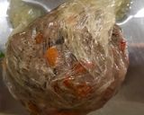 Foto del paso 3 de la receta: Bolas de carne rellenas con chorizo y tocineta