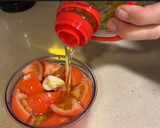 Foto del paso 2 de la receta: Tostadas con tomate y butifarra de huevo