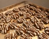 Foto langkah ke 6 dari resep Cornflakes Choco Cookies.