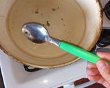 Foto del paso 5 de la receta: Buñuelos de acelga