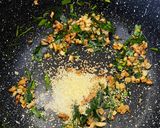 Foto langkah ke 4 dari resep Nasi daun jeruk viral.