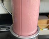 Foto del paso 2 de la receta: Mousse de fresa con yogurt