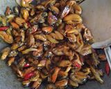 Foto langkah ke 3 dari resep Tumis kerang.