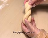صورة لخطوة 2 من وصفة دونات حلزونية ناجحة 100٪