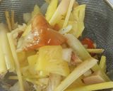 Hình bước làm 3 của món Lẩu cá tầm