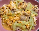 รูปขั้นตอนการทำที่ 5 ของ แตงกวาผัดไข่