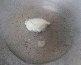 A picture of step 3 of Mutton mince mecroni.