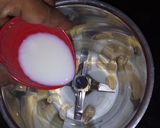 A picture of step 2 of Carrot Kheer Payssam.