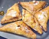 A picture of step 5 of Classic Apple Turnovers.