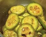 A picture of step 2 of Spiny gourd Chips.