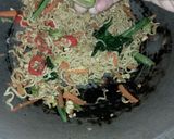 Foto langkah ke 3 dari resep Mie Tek-tek Jeruk Limau.