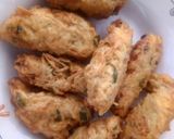 Foto langkah ke 6 dari resep Talas isi Udang Goreng.