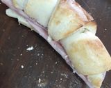 Foto del paso 16 de la receta: Medialunas rellenas de jamón y queso😋🥐
