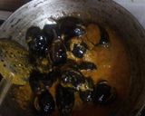 A picture of step 4 of Egg plant curry with curd.