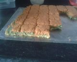 A picture of step 2 of Tri colour halwa.