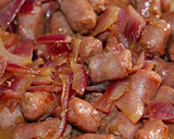 Foto del paso 2 de la receta: Salchichas al vermut