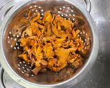 Une image de l'étape 4 de Éventails d'aubergine italienne aux deux jambons, tomates et girolles.
