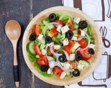 Hình bước làm 4 của món Salad Hy Lạp - Greek Salad